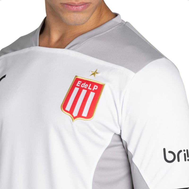 836632-MLA74267074328_022024